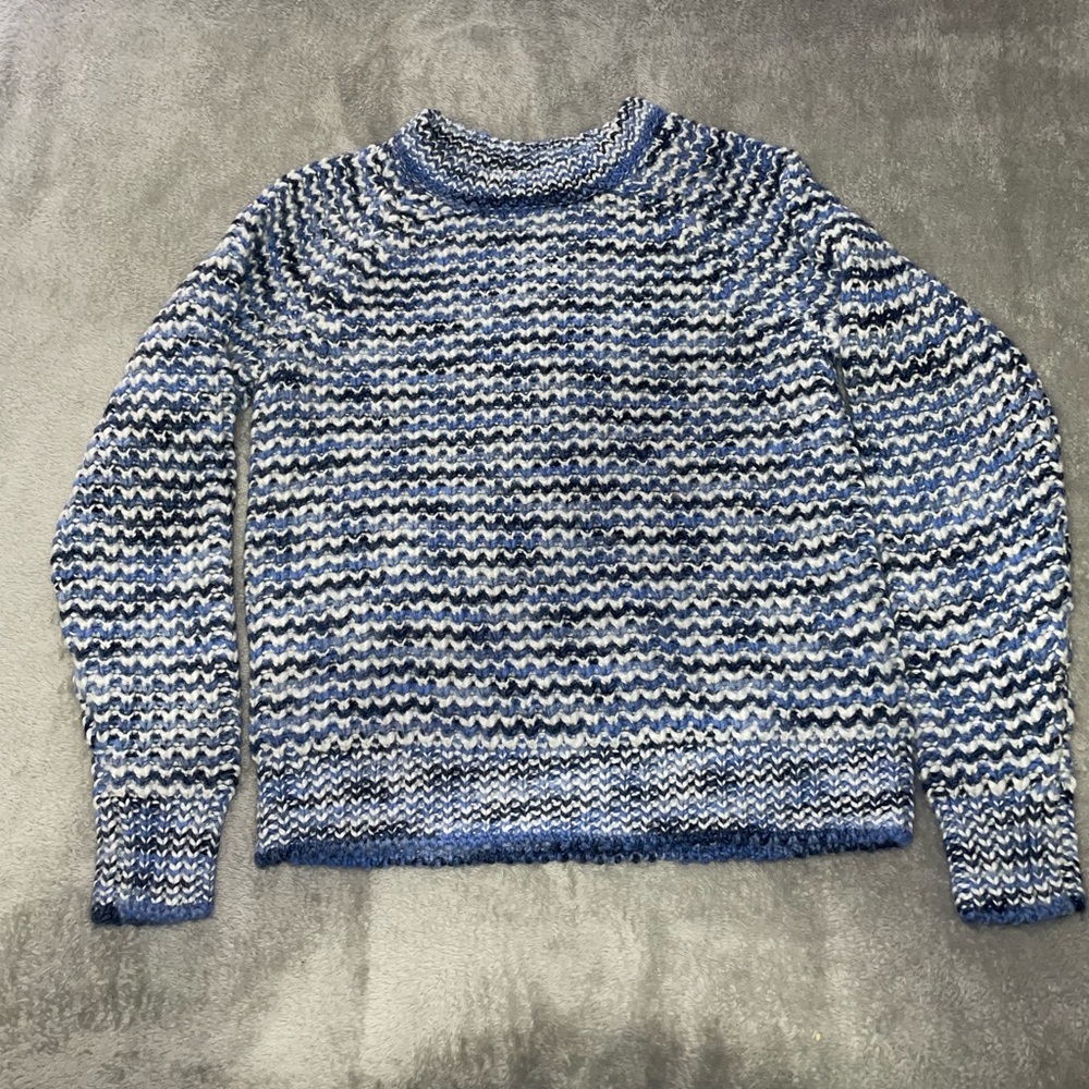 Gap Women - RIB STITCH CREW / Color : Denim Combo / Size: S / NWOT.